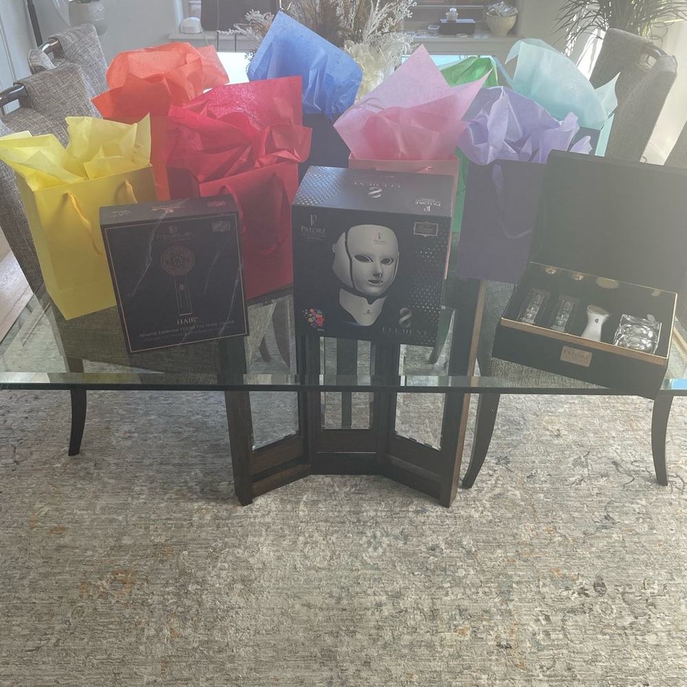 lux_shop Monday the 2nd  8 bags and 2 winners most spent and bag choice.